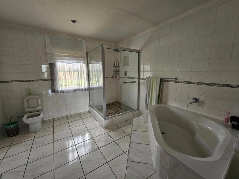 3 Bedroom Property for Sale in Oranjeville Free State